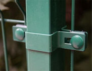 50mm 구멍 간단한 녹색 Pvc에 의하여 입히는 철망사 담 파악 그립